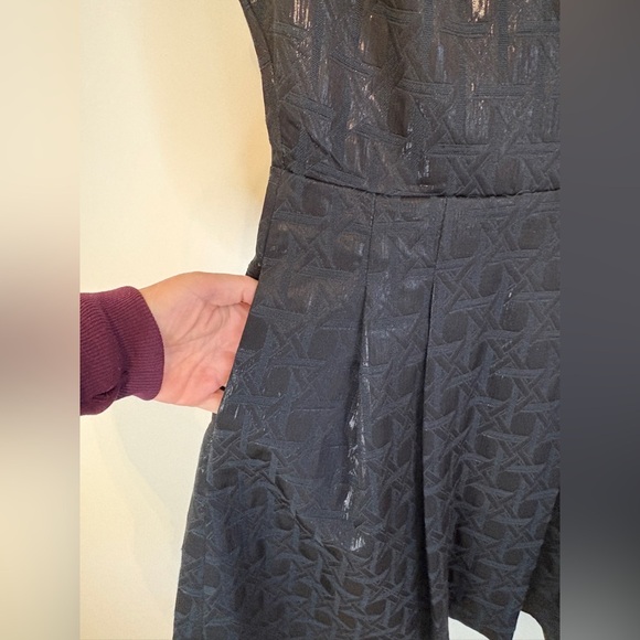 Kirna Zabete Sleeveless Metallic Jacquard Dress in black/ navy. V-neck, pockets. - Picture 8 of 8